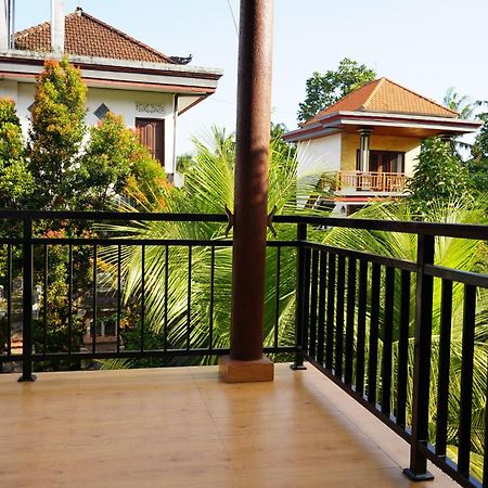 Central House Ubud  Luaran gambar